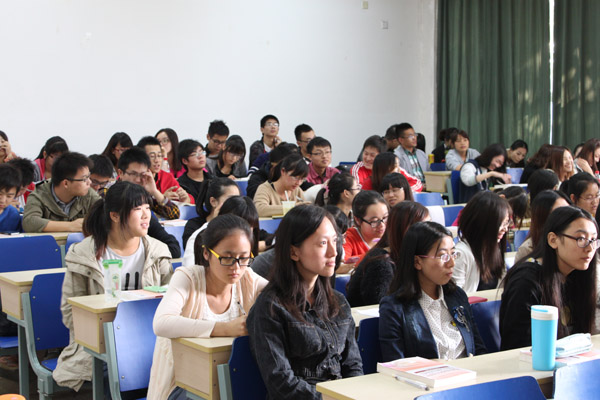我院举行“博学慎思 明辨笃行”考研就业经验交流会